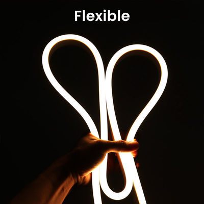 Silikon überzogen warme weiße LED Neon Flex 24V Gleichstrom drahtlos 8x16mm 120LEDs/m IP65 wasserdicht