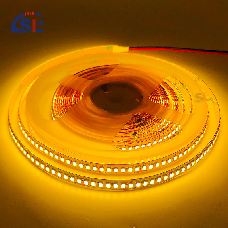 DC12V 24V SMD2835 Elektroplatten-PCB 240Ds 8mm Ra 80 3000K LED-Lichtstreifen für Wohnraum